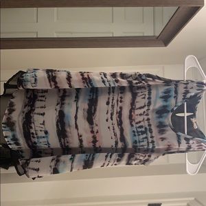 Grey top with blue and pink painted stripes